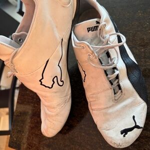 Men’s Puma sneakers